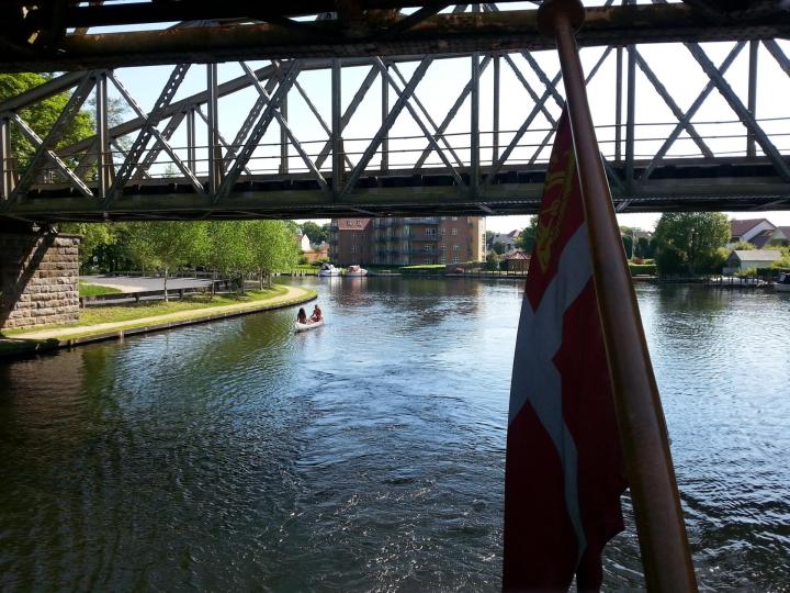 Jernbanebro passeres